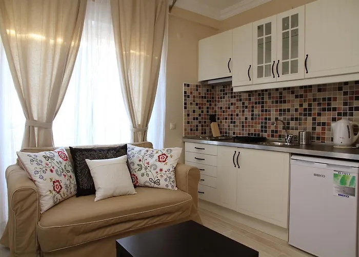 Apartament Levant & *